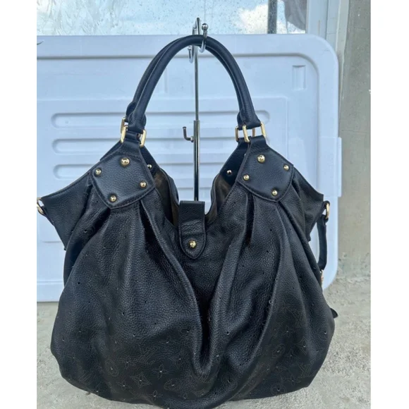 Louis Vuitton Mahina XL Black Monogram Hobo Bag in Leather – Made in Italy - Picture 2 of 11